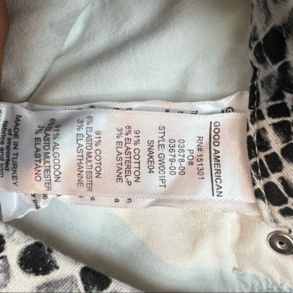 Good American Good Waist Skinny Jeans in Snake Print Size 0 - Picture 6 of 6